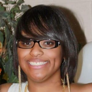 Meet your Posher, April